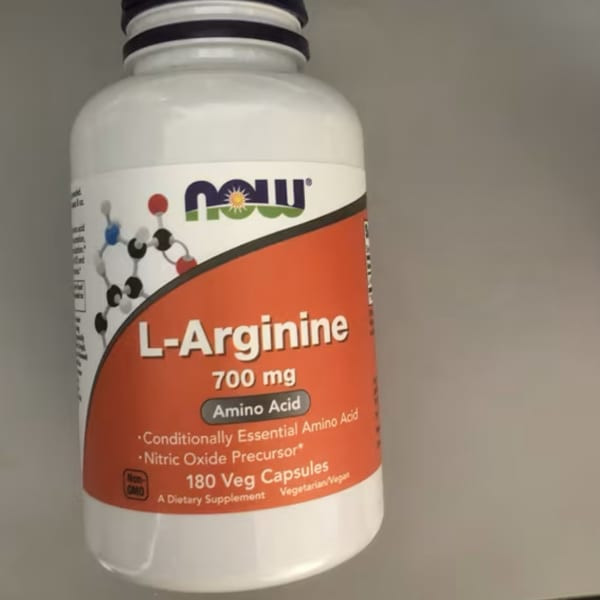 ال آرژنین 700میلی گرم برند ناو – تقویت عملکرد ورزشی و جریان خون | ۱۸۰ عدد کپسول گیاهی