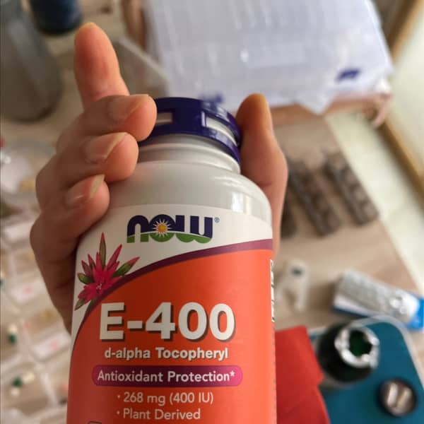 ویتامین E-400 ناو فودز – با ترکیب توکوفرولها (۵۰ عدد)ویتامین E → آنتیاکسیدان و سلامت پوست، مو و قلب