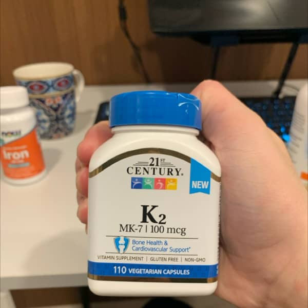 ویتامین K2 (فرم MK-7) سنتری– سلامت استخوان و قلب (۱۱۰ عدد)
