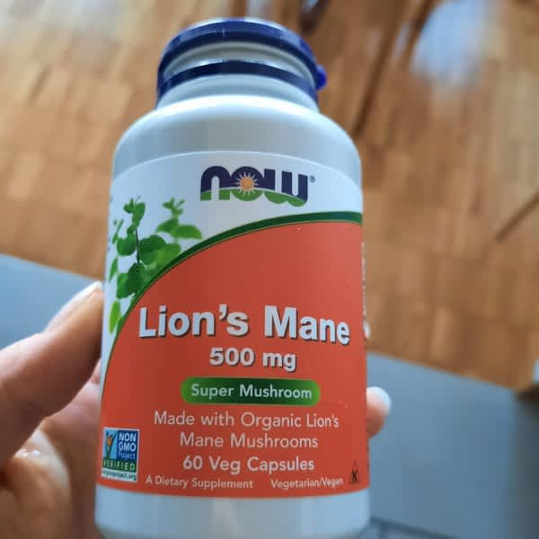 قارچ یال شیر (Lion’s Mane) ناو فودز – تقویت مغز و اعصاب (۶۰ عدد)