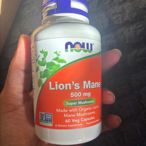 قارچ یال شیر (Lion’s Mane) ناو فودز – تقویت مغز و اعصاب (۶۰ عدد)
