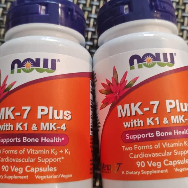 مکمل ویتامین K2 MK-7 پلاس همراه با K1 و MK-4 ناو – تقویت استخوان و قلب | ۹۰ کپسول