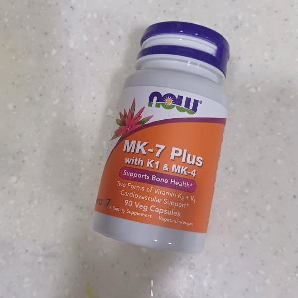 مکمل ویتامین K2 MK-7 پلاس همراه با K1 و MK-4 ناو – تقویت استخوان و قلب | ۹۰ کپسول